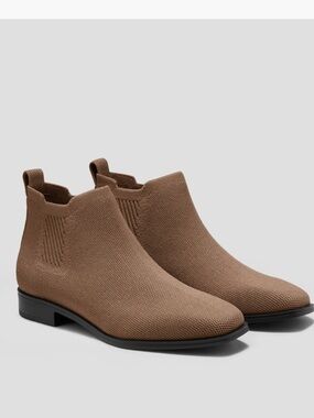 Vivaia Square-Toe Water-Repellent Ankle Boots (Ryan Pro) size 41 US 9.5